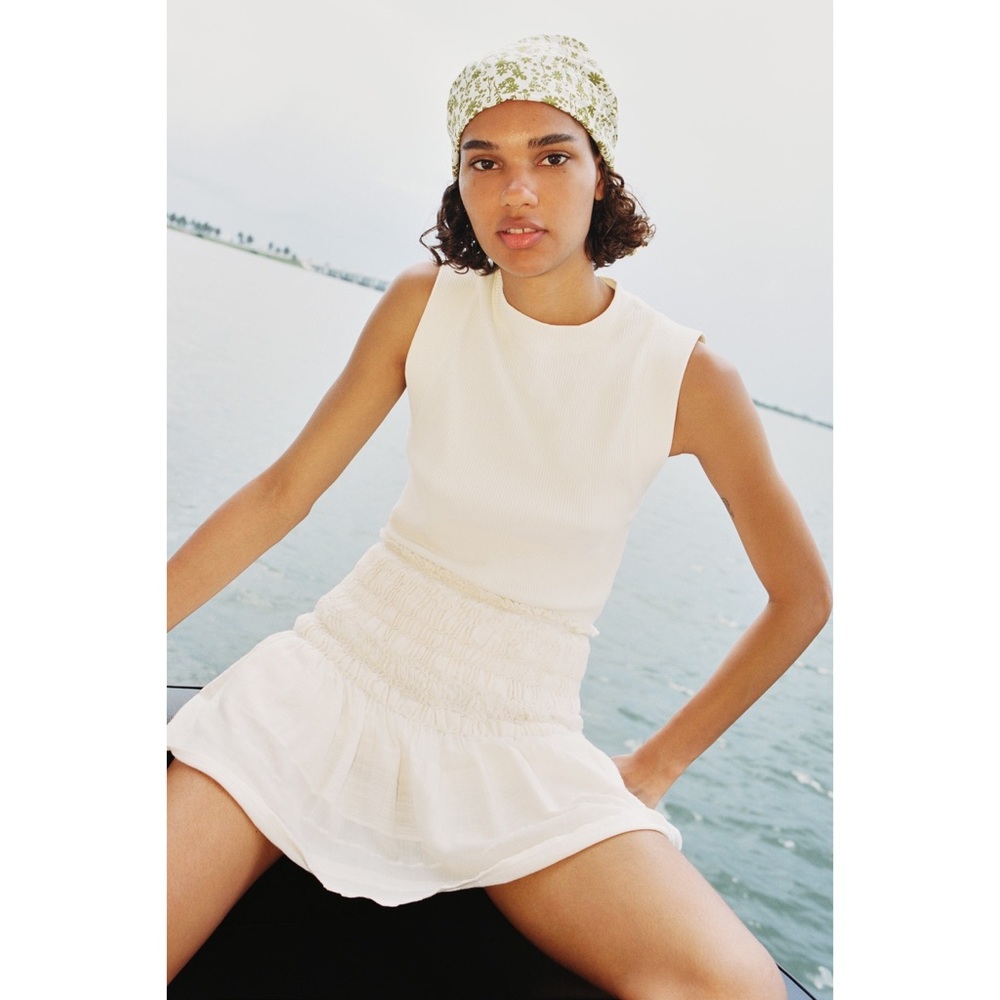 NWT ZARA Sleeveless Ribbed Top Black